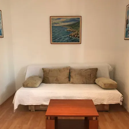 Apartment Pulic