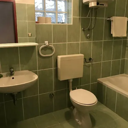 Apartment Pulic *