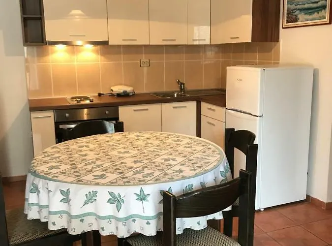 Pulic Apartman *